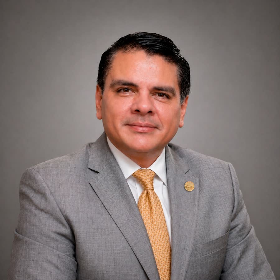 Alden Rivera Montes